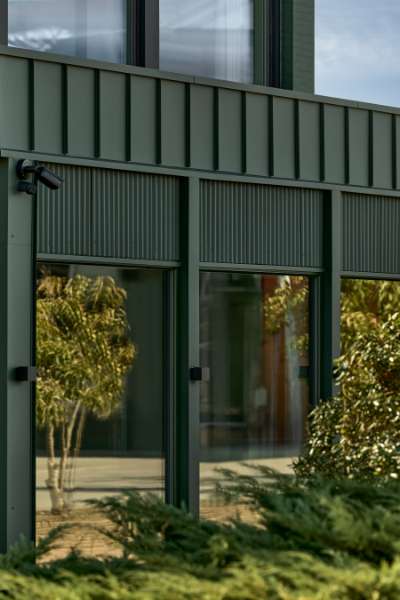 Modernes Büroumfeld in Gladsaxe in Stahlprofile gehüllt, Transformervej 14, 2860 Søborg, Dänemark